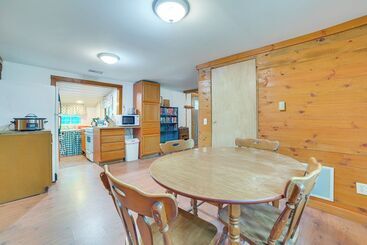 별장 Rustic Michigan Lakeside Cabin W/ Private Dock!