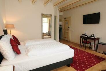 Hotel De Gulden Waagen