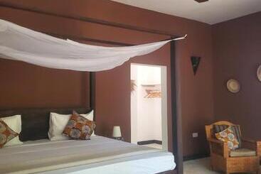 هتل Promised Land Lodge