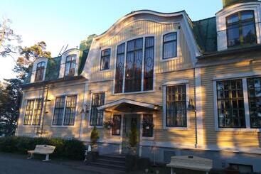 Mäntyluodon Hotelli