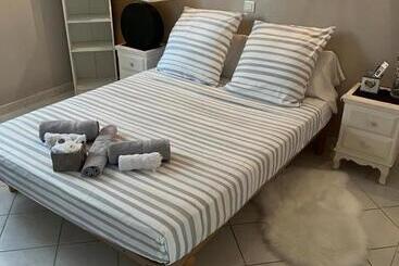 Aamiaismajoitus (B&B) Chambre Amandier