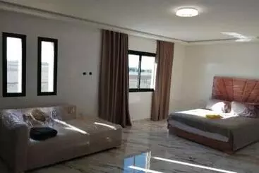 پانسیون Villa Et Piscine, Avec Suites Indépendantes, Proche De Casablanca