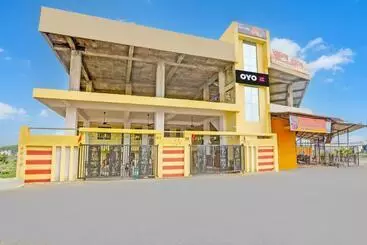 Hotel Oyo Manav