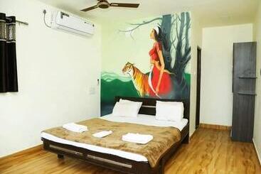 Hotel The Lake View Tadoba