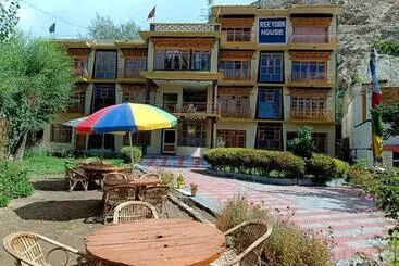 Pension Reeyork House   By Konchok A Native Ladakhi