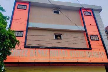 Pensió Shree Banke Bihari Atithi Bhawan