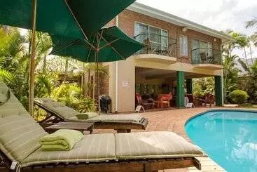 Aamiaismajoitus (B&B) Avalone Guest House