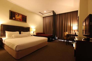 Harmoni One Convention Hotel And Service Apartments