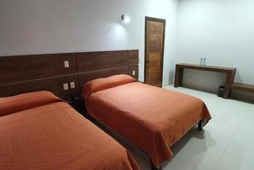 酒店 Fiesta Alteña