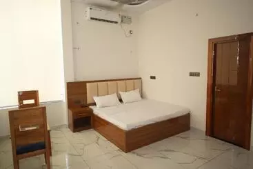Resort Parwati Pushp Vatika