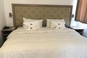 ホテル Onjombo Lodge