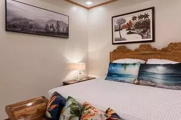 Pensjonat Luxury Vacation House Oceanfront In Lila, Bohol