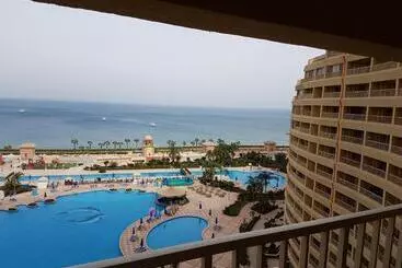هتل آپارتمان Private Chaleat At Porto Sukhna Sea View