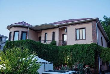 هتل эдем коттедж