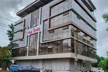 Hotel Mythri Residency