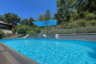 פנסיון Le Petit Roquet