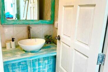 هتل Azaya Beach Maldives Thulusdhoo