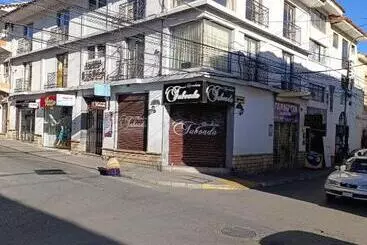 هتل Hostal Nieves