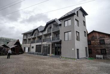 Szálló Edelweiss солотвино