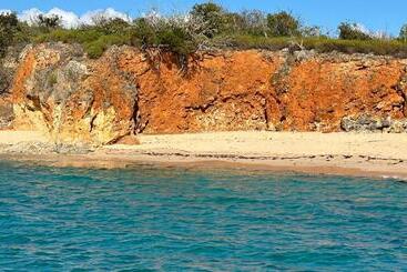 پانسیون Room In Boat Undefined