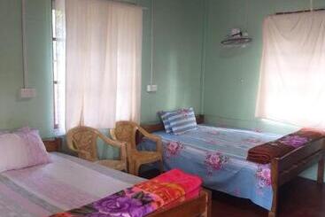 پانسیون Rb Guest House