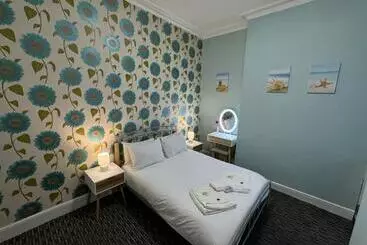 Majatalo The Paradise Guest House