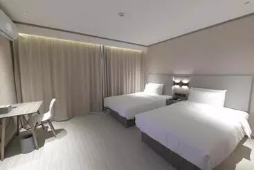 Hanting Hotel Hanting Tangshan Caofeidian Kenfeng Street