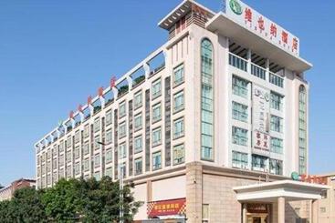 Vienna Hotel Guangdong Foshan West Station Airport Luocun