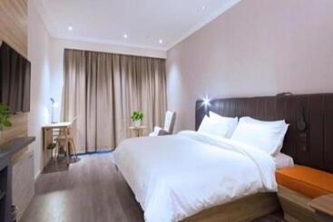 Hanting Premium Hotel Suqian Yanghe New District