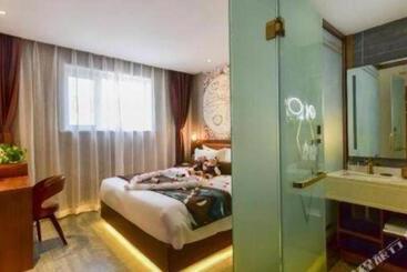 Hotel James Joyce Coffetel· Xining Chaidamu Road