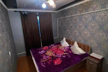 پانسیون Jaku Guest House