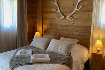 ベッドアンドブレックファースト Chez Fred Et Carine