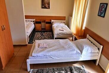 膳宿费 Penzión Labuť