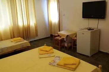 پانسیون Vila Riviera