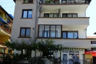 Majatalo Guest House Rositsa