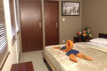 Hotel Bali Umah Tinjung