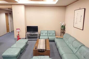 Отель Crown Hills Imabari