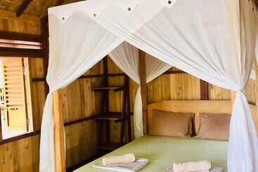 Resort Bara Beach Bungalows