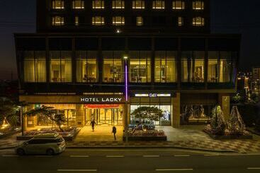 Hotel Gwangyang Lacky