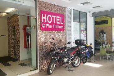 هتل Trillium