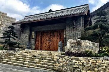 בית מלון כפרי Ven Courtyard