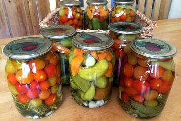 تختخواب و صبحانه Green Stone Boutique