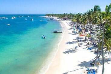تختخواب و صبحانه Tropical Punta Cana