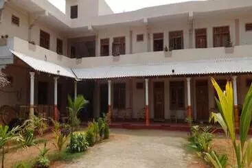Hotel Alas Garden