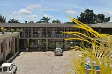 Pamo Hotel And Restaurants