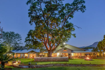 فندق Saragossa Game Reserve