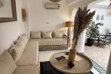 Riad Sarah Sabrina