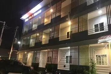 هتل The Rich Home