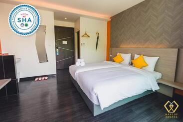 فندق Wake Up Aonang