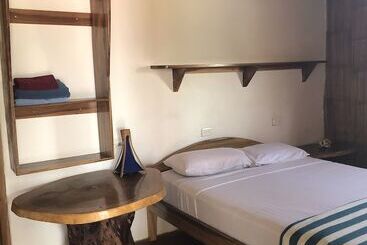 Hostel Hostal Rutamar